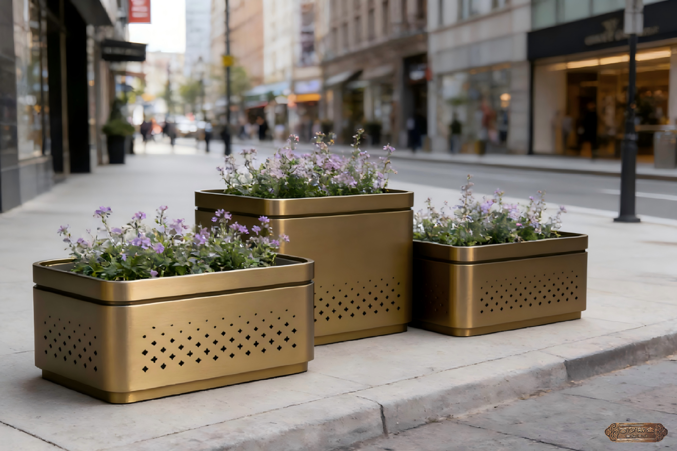 镂空轻奢花箱（表面电镀）、轻奢花箱座凳组合